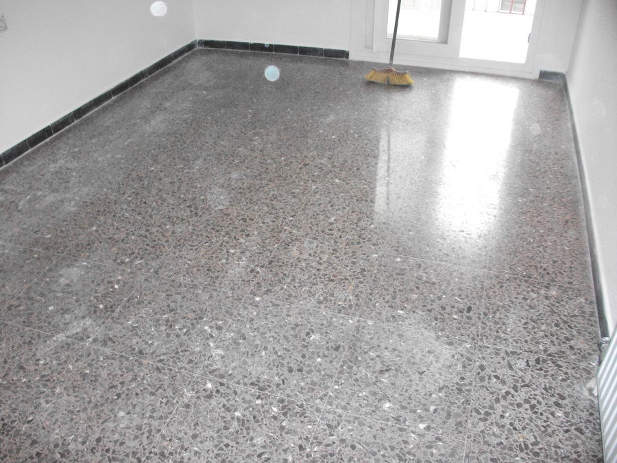 abrillantado de suelos de terrazo inicio