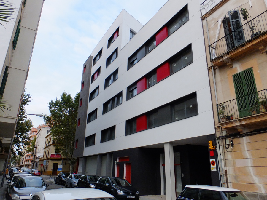 EDIFICI JUAL. C. JULIAN ALVAREZ 7. PALMA