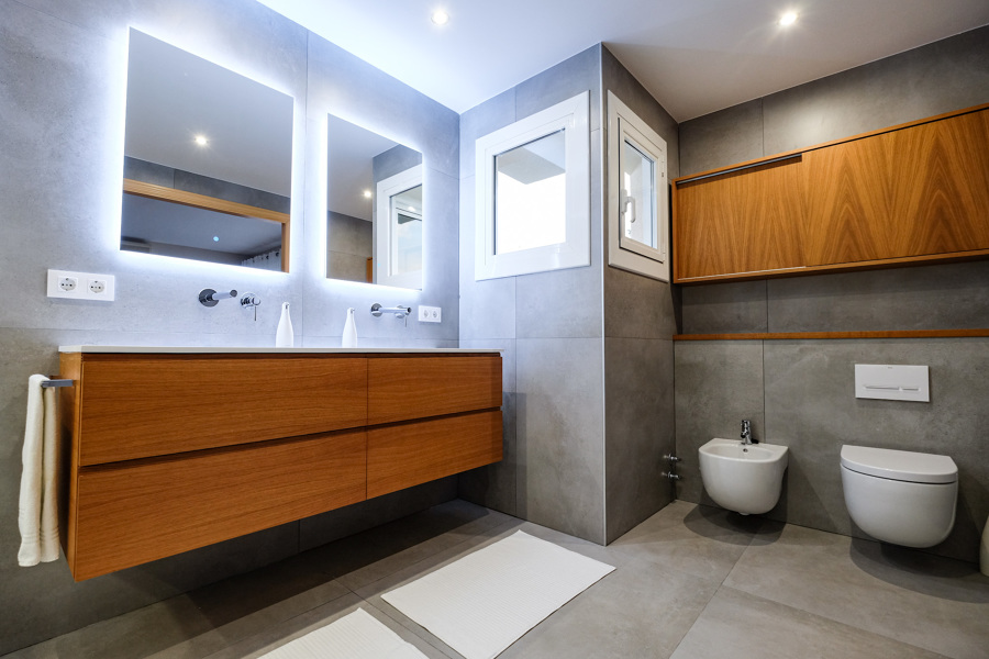 Baño completo en Fontpineda (Barcelona)