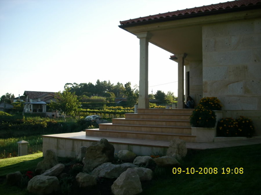 rocalla elección del cliente con la piedra que apareció en la finca