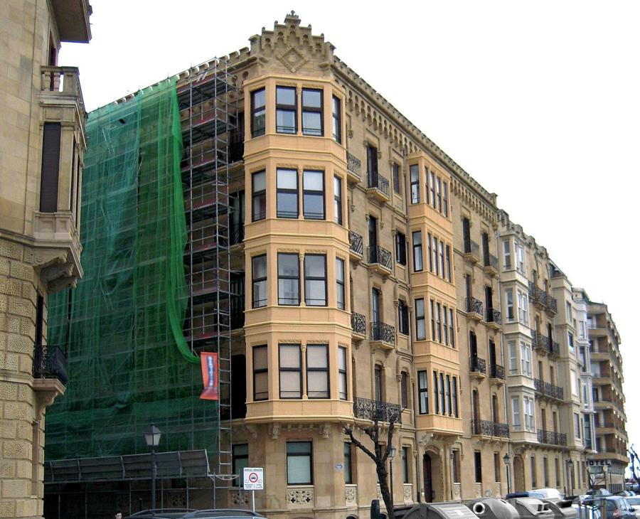 Rehabilitación de fachada y tejado 