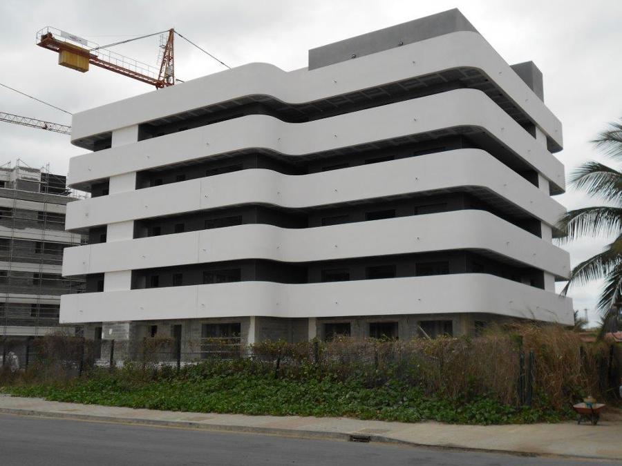 EDIFICIO DE VIVIENDAS