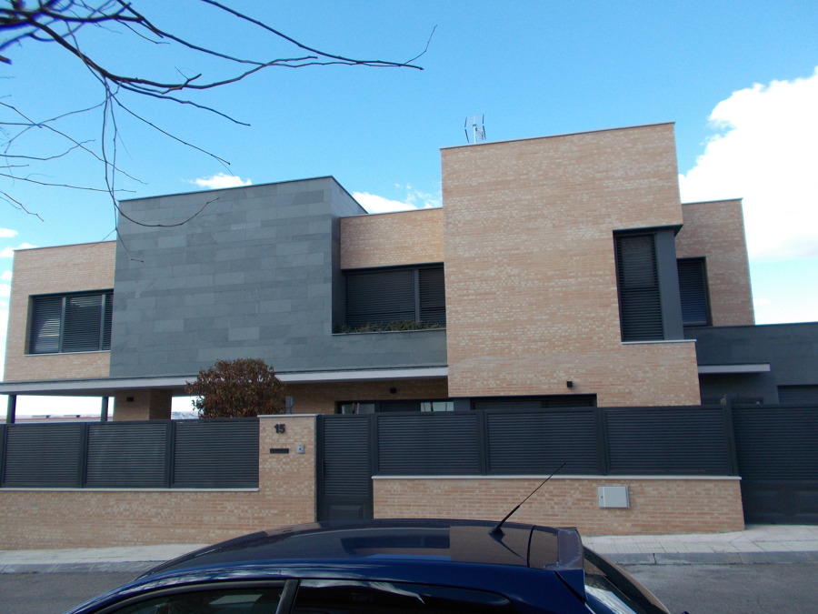 fachada principal chalet en aranjuez