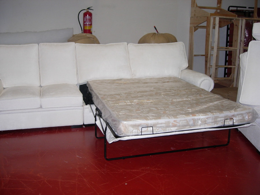 Modelo NEO RINCONERA  con cama 