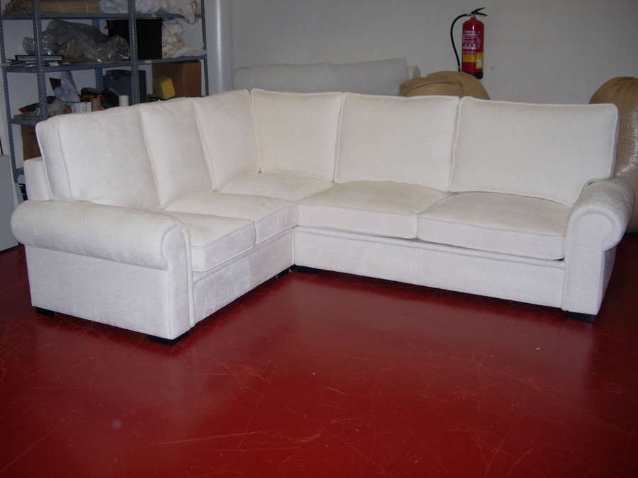 Modelo NEO RINCONERA con cama 