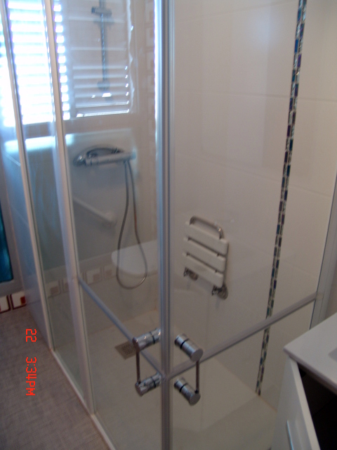 Ducha cota cero con asiento