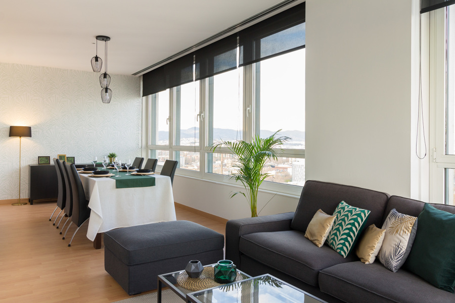 Salón Comedor | Dúplex Diagonal Mar | by Carmela Cebrián