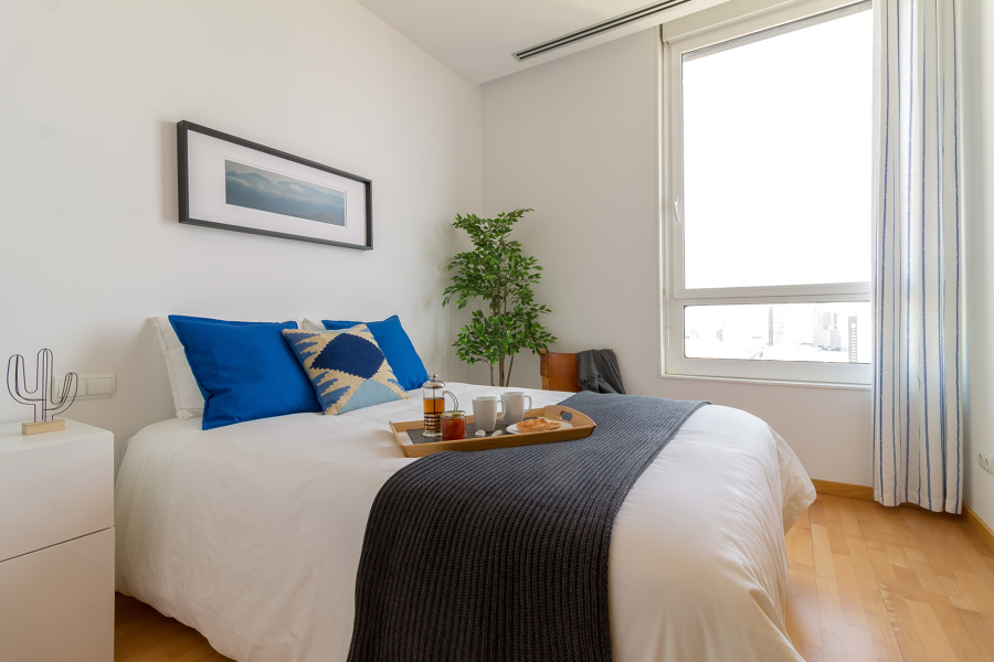 Dormitorio | Dúplex Diagonal Mar | by Carmela Cebrián