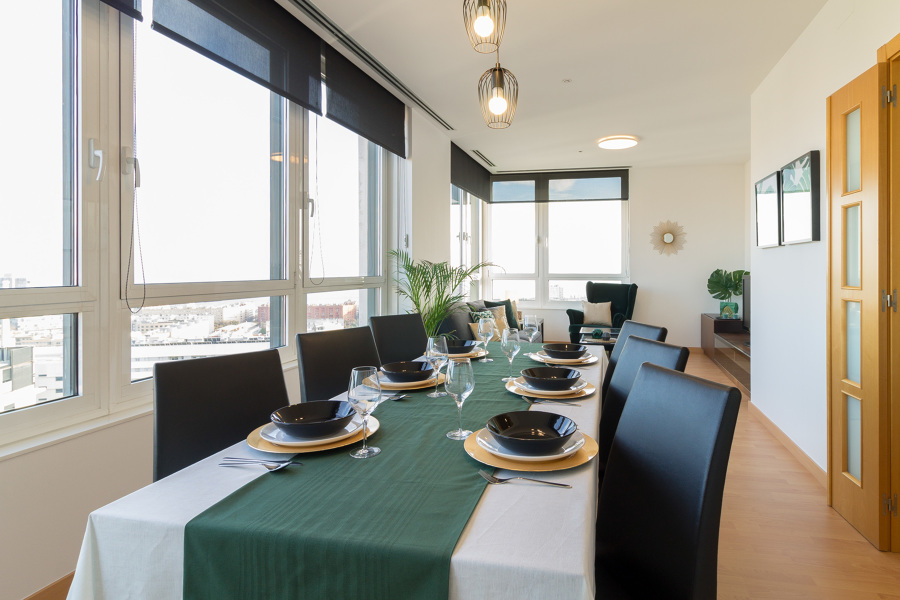 Salón Comedor | Dúplex Diagonal Mar | by Carmela Cebrián