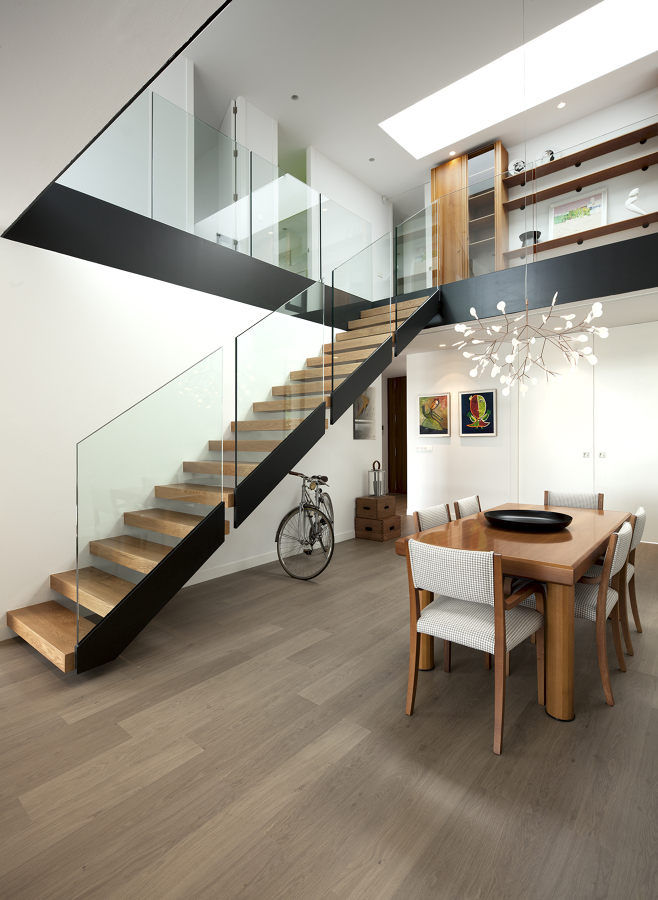 Interior vivienda. Doble altura