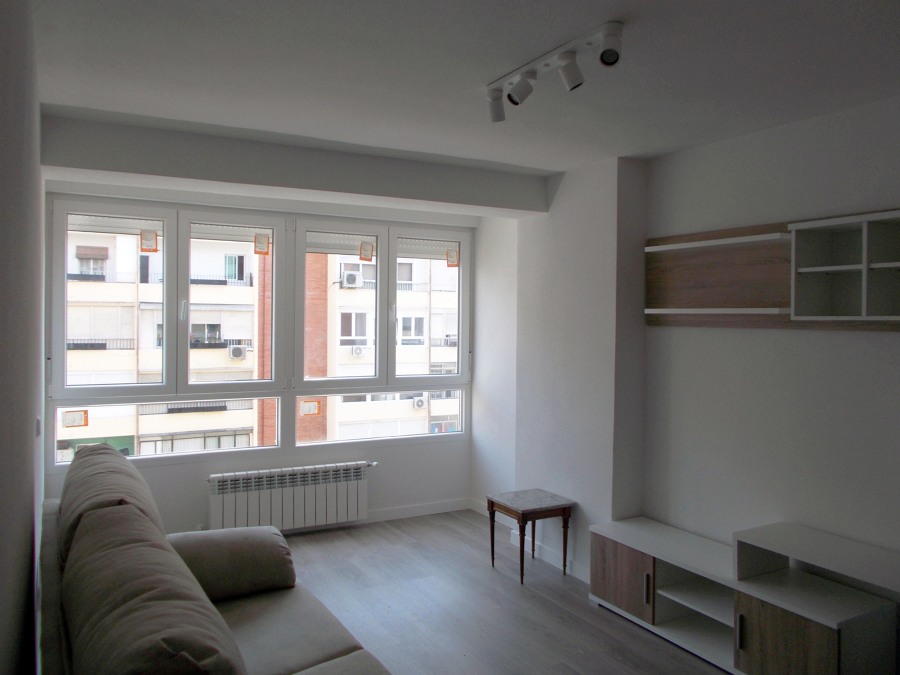 Piso c/PONFERRADA (Madrid)