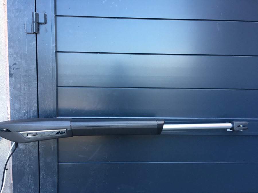 Brazo electromecanico