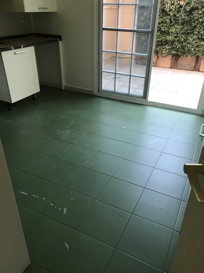 Suelo de cocina verde