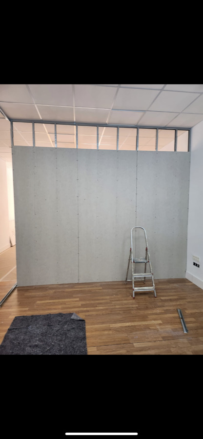 División pladul comercio