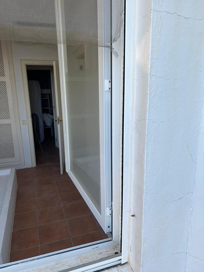 REPARACION FILTRACIONES Y HUMEDADES EN FACHADA E INTERIORES