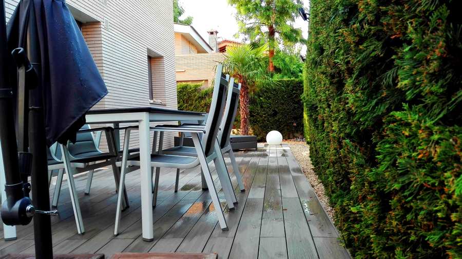 tarima exterior sintetica