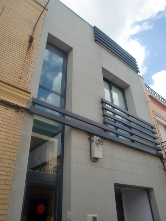 Edificio de Oficinas en El Viso del Alcor