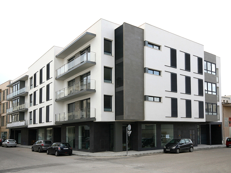 EDIFICIO DE VIVIENDAS EN MANACOR
