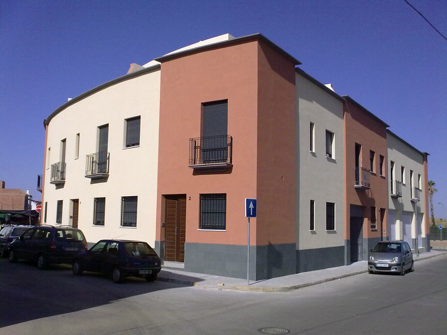 Edificio de Viviendas, locales, garajes y oficinas. El Viso del Alcor. Sevilla.