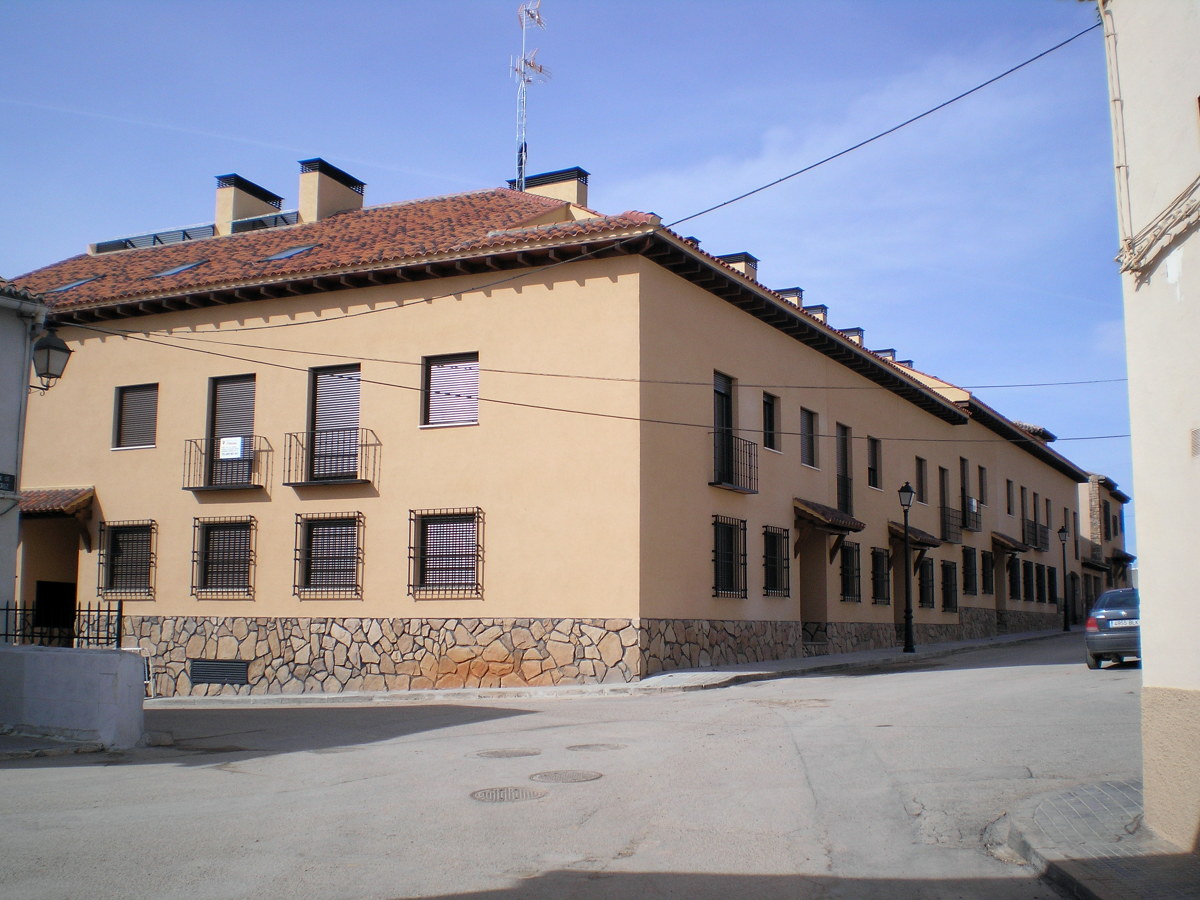 Edificio de viviendas Villarejo de Salvanes
