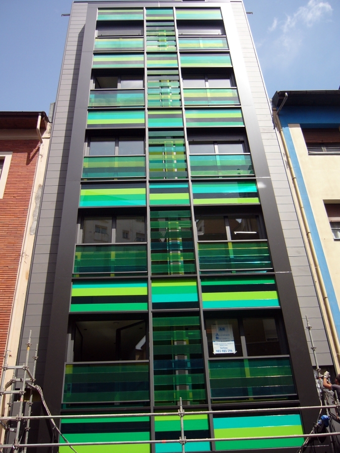 Edificio en c/ Gascona (Oviedo)