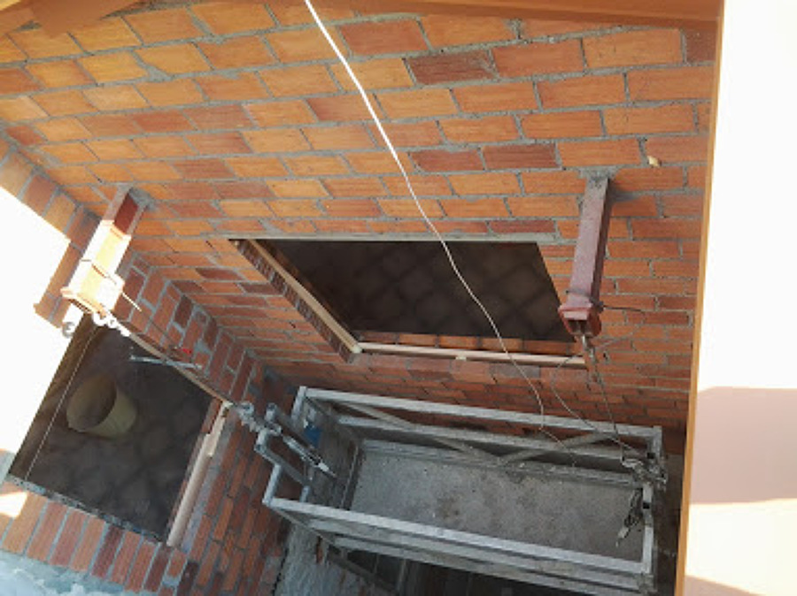 EDIFICIO EN CONSTRUCCIÓN