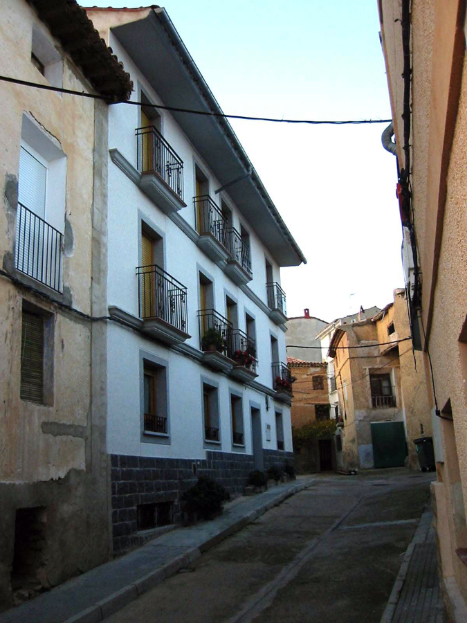 Edificio plurifamiliar en Cimballa