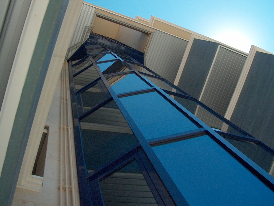 Edificio Zigurat en Cáceres