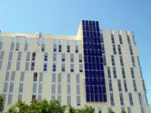 Edificios y urbanizaciones.