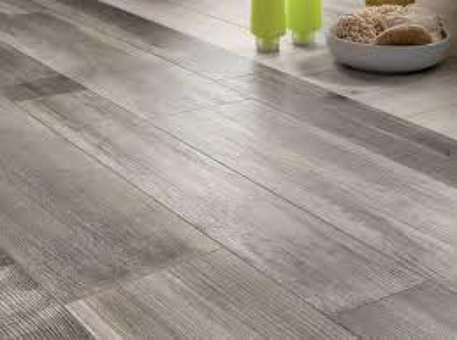 solados porcelánico imitación madera