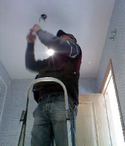 Electricista de Madrid. Autorizado. Económico 680 182 969