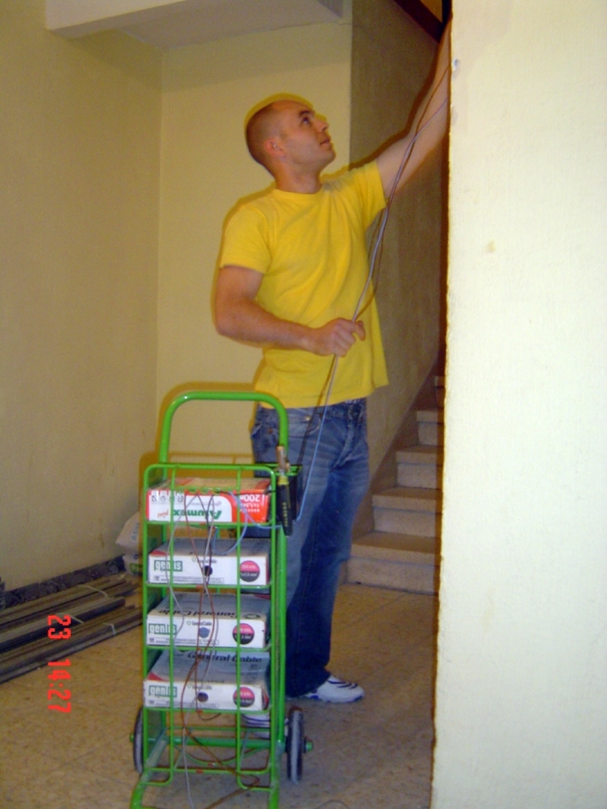 Electricista de Madrid. Autorizado. Económico 680 182 969