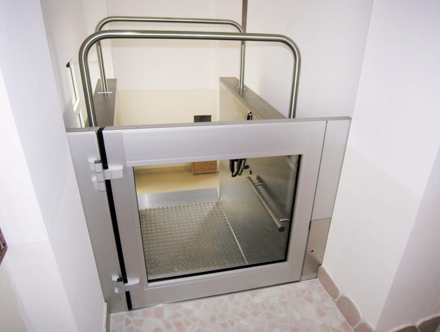 Elevador vertical ELATUM