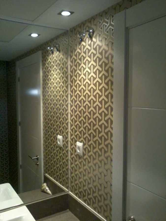 Empapelado de baño,