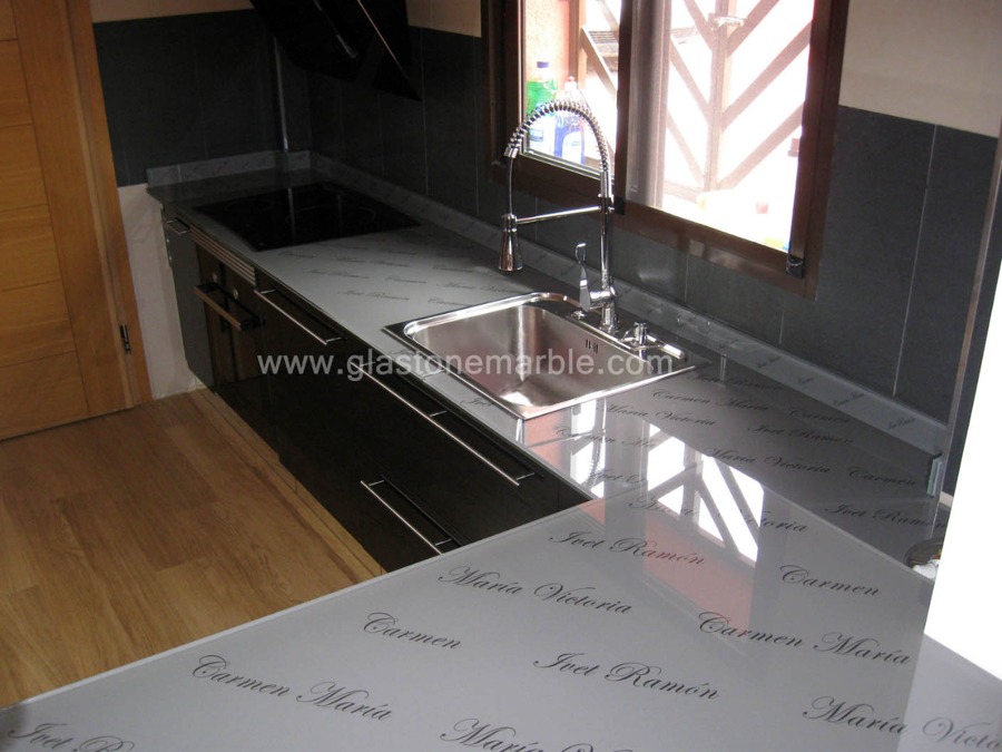 Encimeras de cristal con protección al rayado