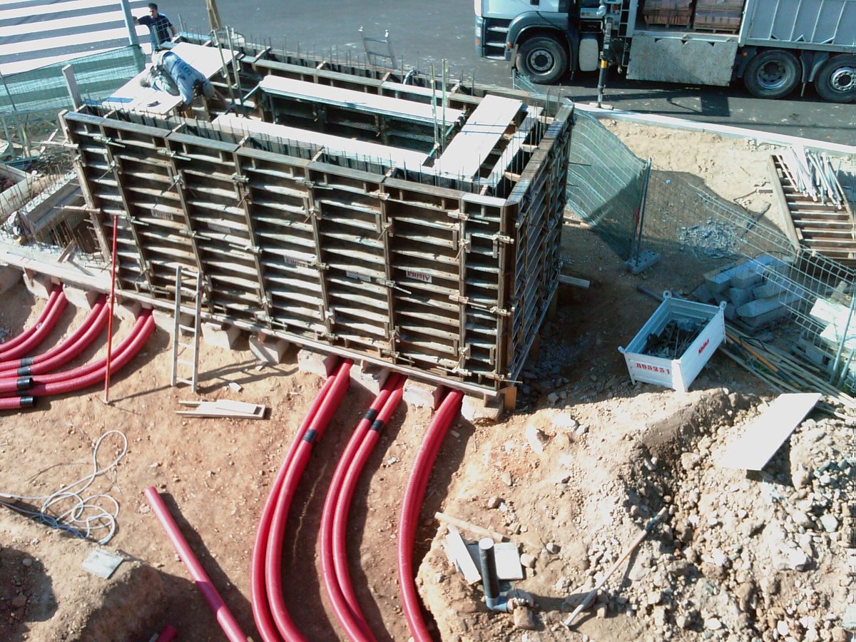 Encofrado y red electrica