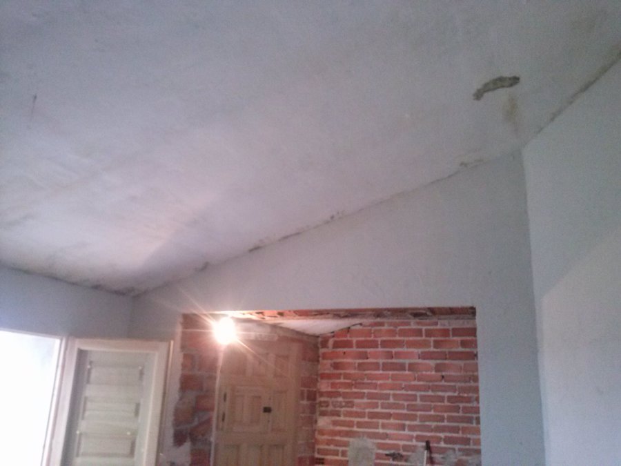 enfoscado muro casa campo