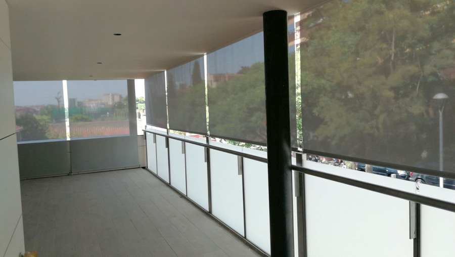 cortina enrollable exterior