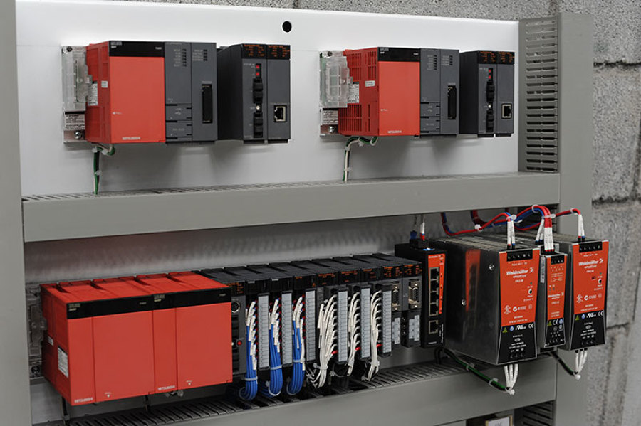 05 Sistama de control con automatas programables