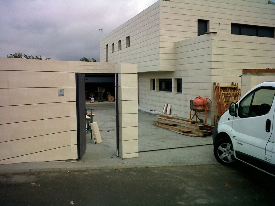 entrada porton,obra nueva