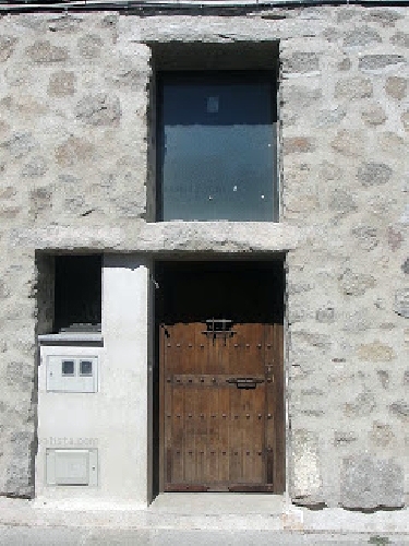 ENTRADA VIVIENDA C/ TROZO 