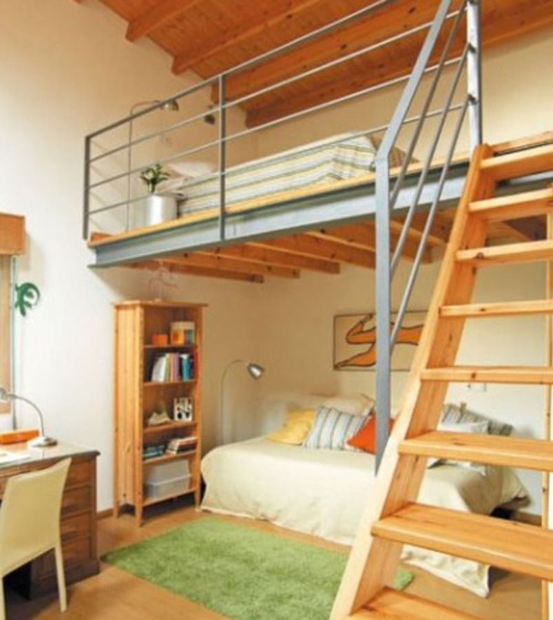 Camas altas de madera y hierro a medida