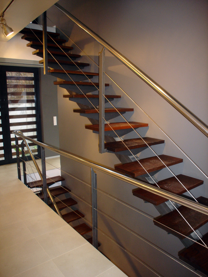 ESCALERA DE INTERIOR