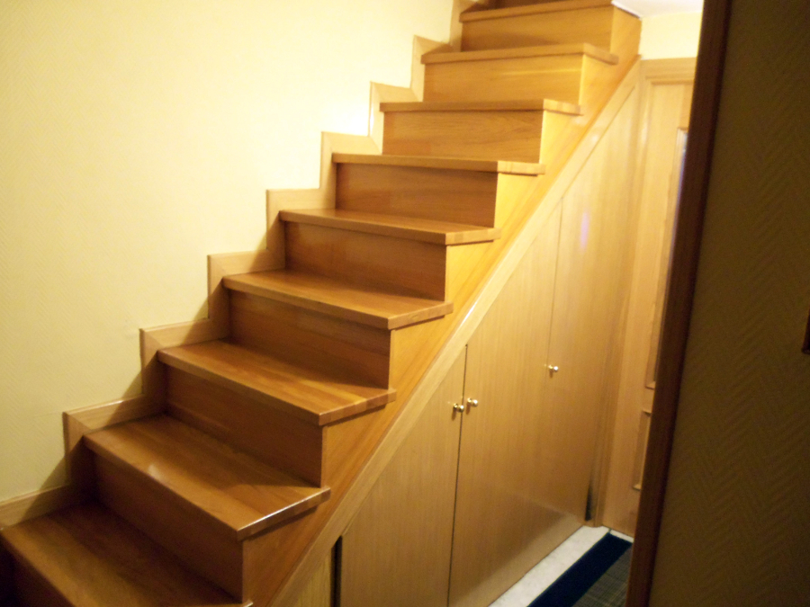 Escalera de madera 