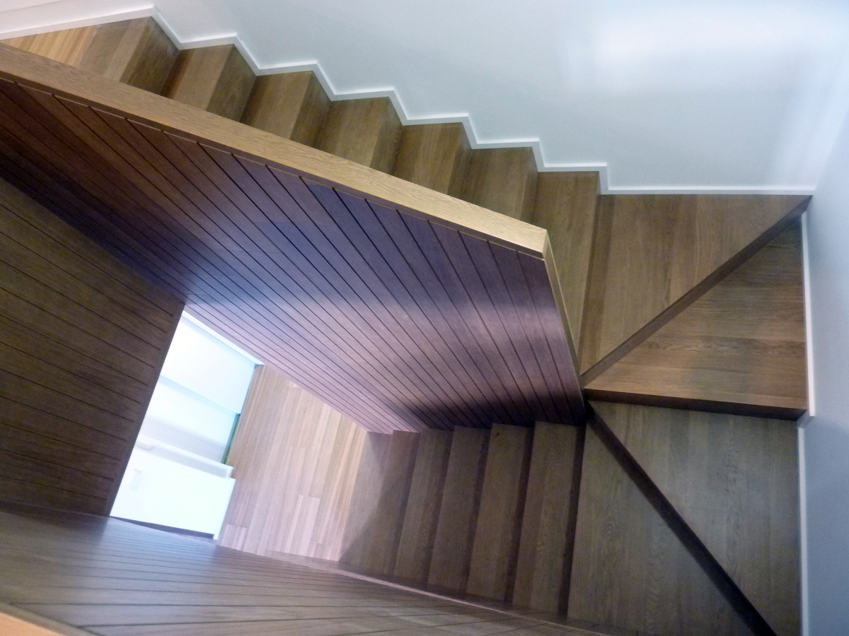 Escalera de madera