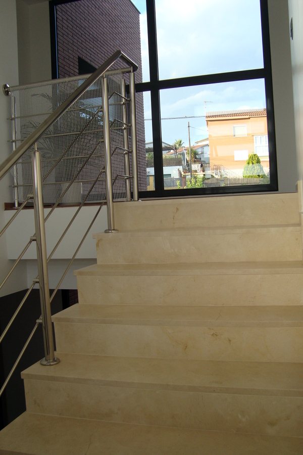 escalera interior