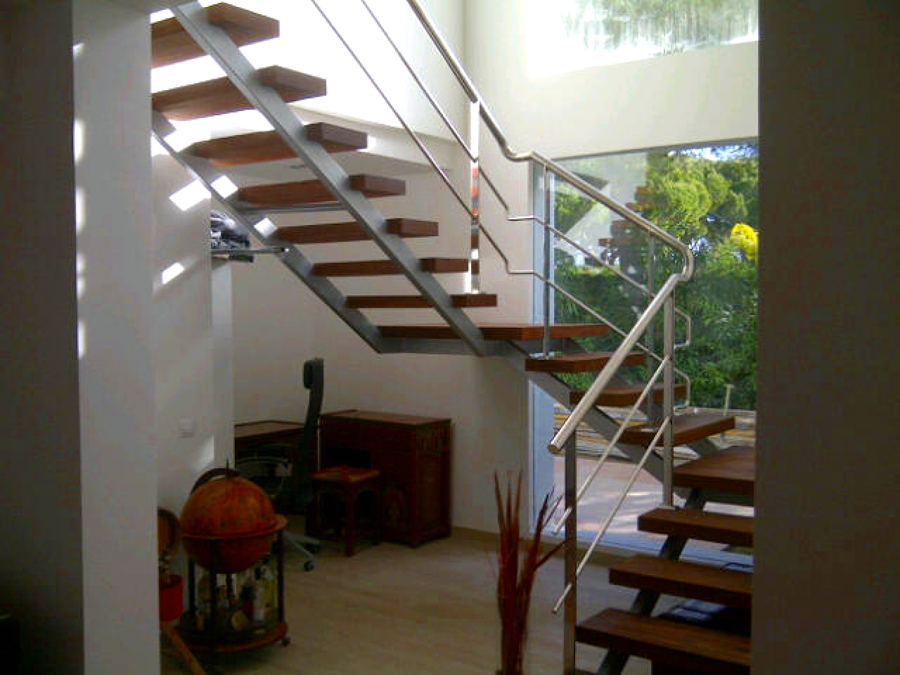 Escalera Moderna