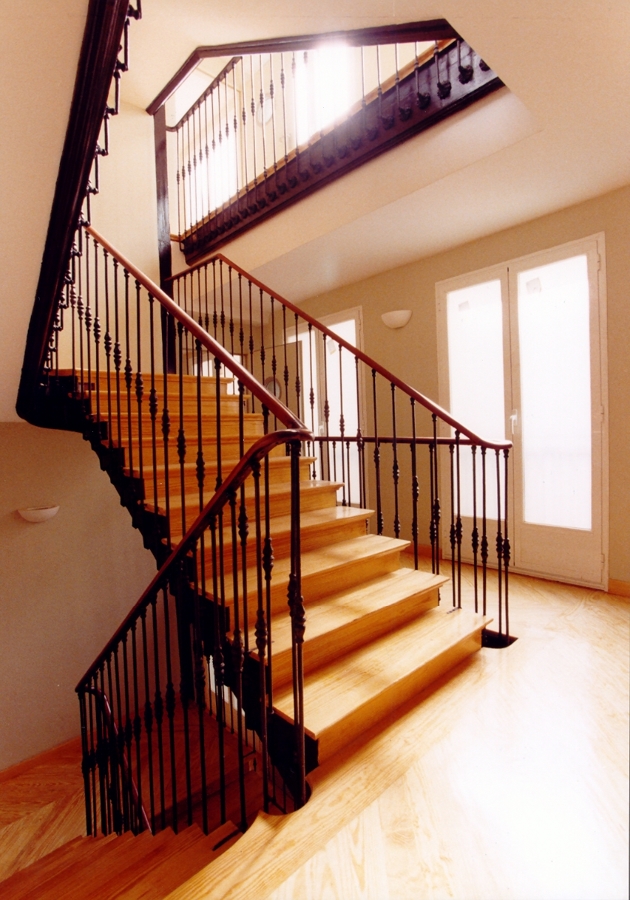 ESCALERA REHABILITADA