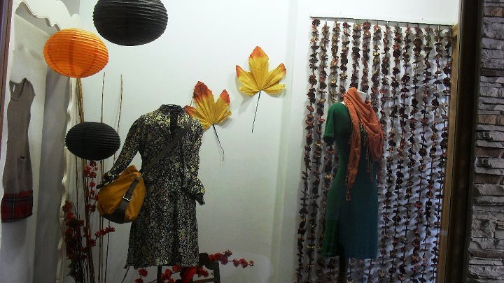 escaparate ropa la toja