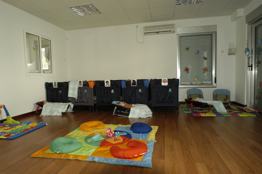 ESCUELA INFANTIL SALA DESCANSO